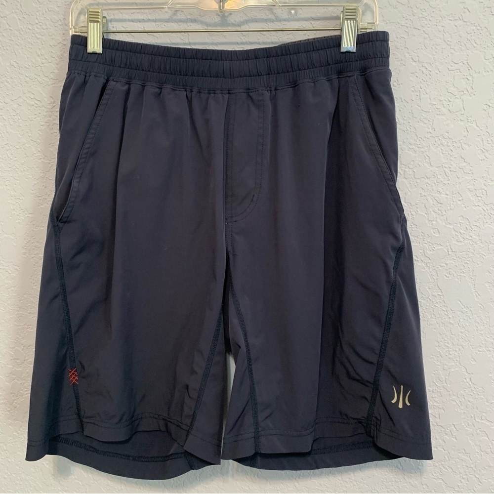 Rhone Men’s Navy Performance Athletic Pockets Drawstring 9” Running Shorts